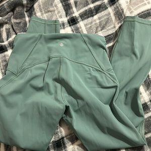 Lululemon train times legging